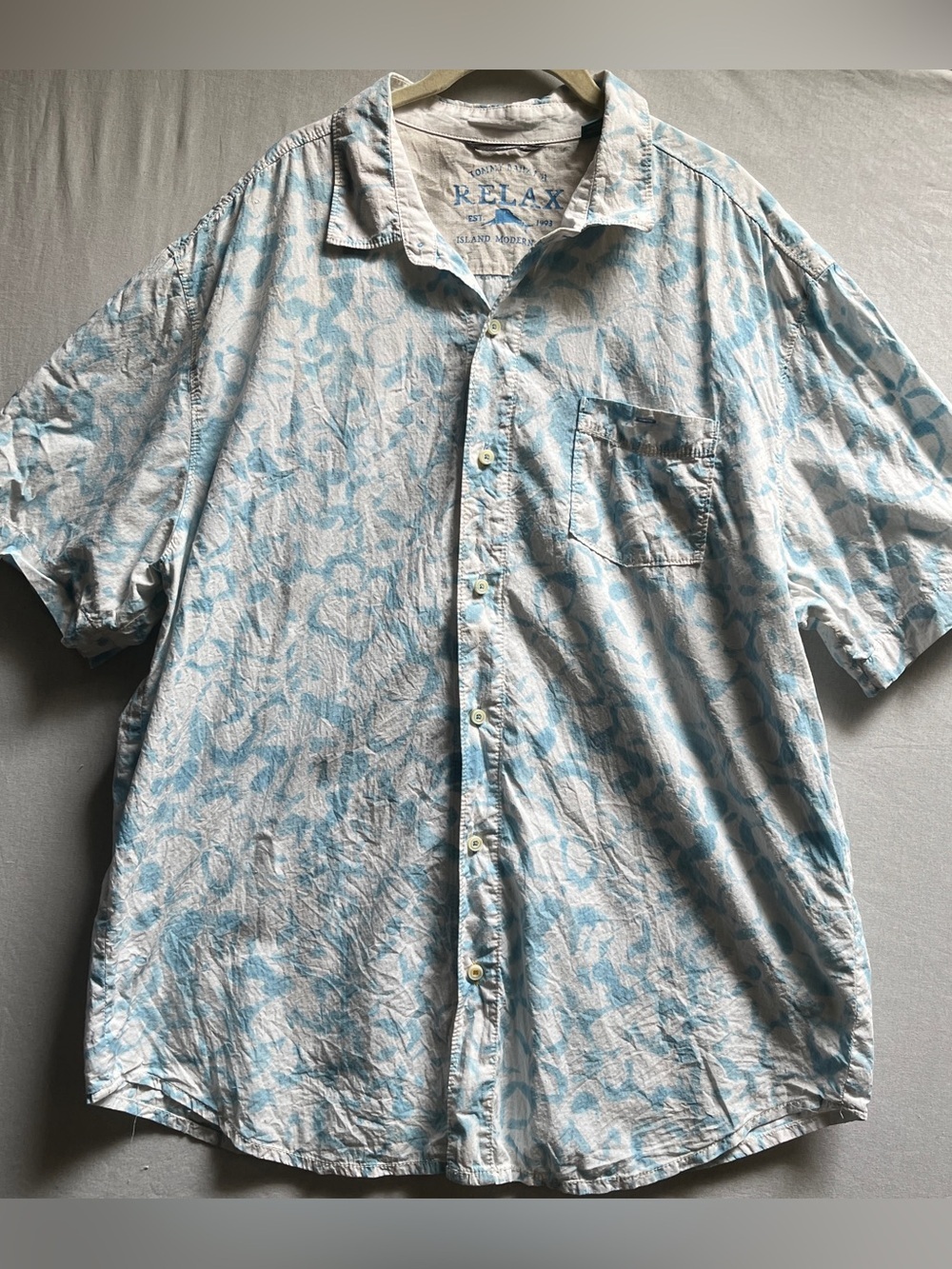 Tommy Bahama Short Sleeve Button Up Floral Print Casual Shirt Blue White XXL